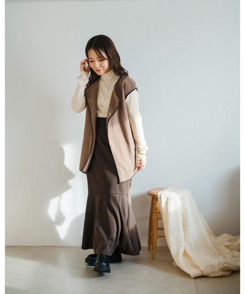 Amourire（アムリール）の「パイピングジレベスト（ベスト・レディース・モカ/アイボリー・M/L）」の11枚目の写真