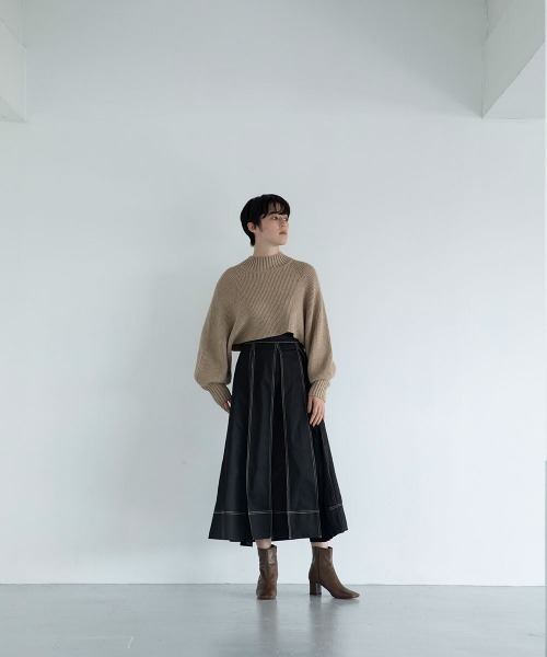 marjour（マージュール）の「BI-COLOR STITCH TUCK SKIRT（スカート・レディース・ブラック・M）」の10枚目の写真