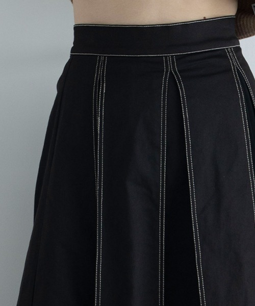 marjour（マージュール）の「BI-COLOR STITCH TUCK SKIRT（スカート・レディース・ブラック・M）」の14枚目の写真