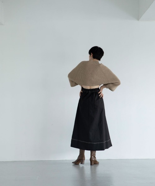marjour（マージュール）の「BI-COLOR STITCH TUCK SKIRT（スカート・レディース・ブラック・M）」の16枚目の写真