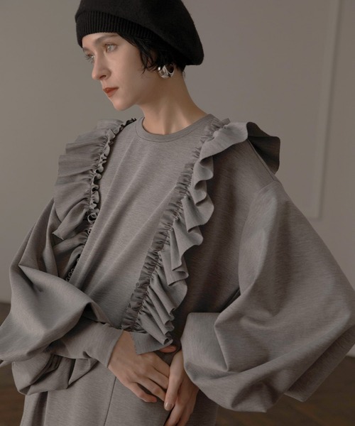 MIELI INVARIANT（ミエリインヴァリアント）の「Frill Cocoon Dress（ワンピース・レディース・グレー/ブラック/ダークブルー・FREE）」の4枚目の写真