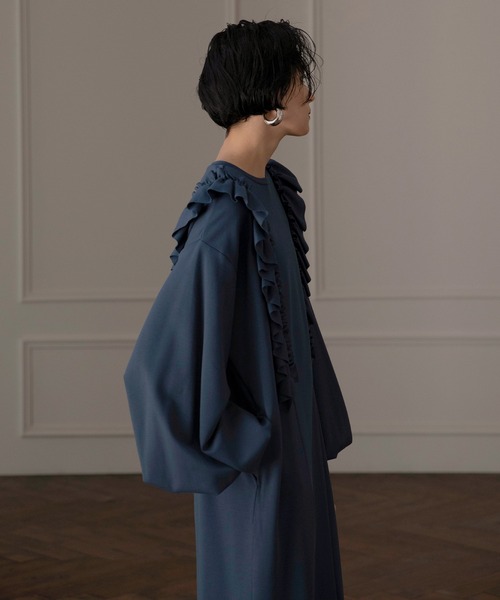 MIELI INVARIANT（ミエリインヴァリアント）の「Frill Cocoon Dress（ワンピース・レディース・グレー/ブラック/ダークブルー・FREE）」の12枚目の写真