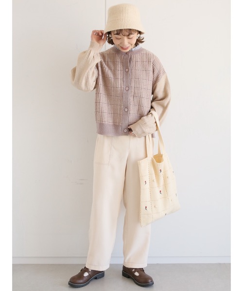 ehka sopo(エヘカソポ)の「花刺繍ポンポンニットトートバッグ(トートバッグ・レディース・キナリ/ベージュ/レッド・フリ-)」の5枚目の写真