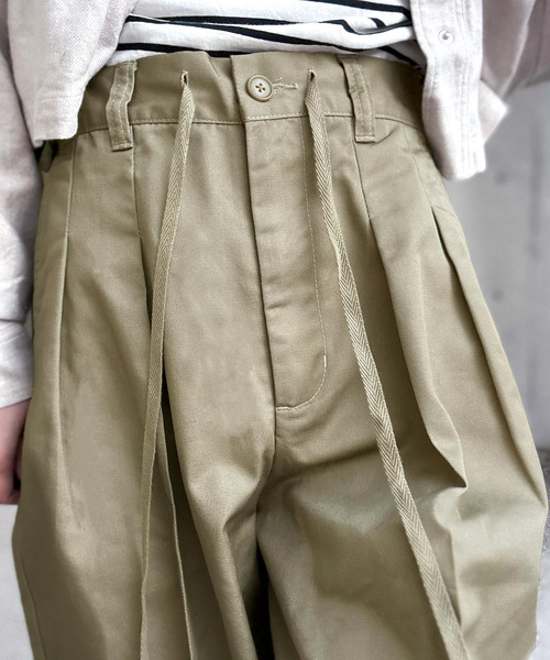 Java(ジャバ)の「《JaVa ジャバコラボ》ゆったり&美脚。2タックワイドコットンワイドパンツ(チノパンツ・レディース・ホワイト/ネイビー/ブラック/ベージュ・X-LARGE/LARGE/MEDIUM/SMALL)」の22枚目の写真