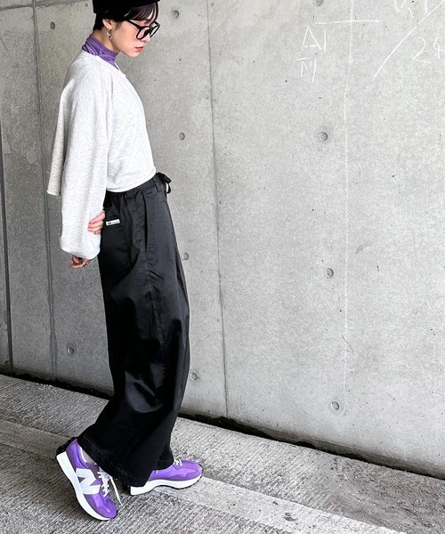 Java(ジャバ)の「《JaVa ジャバコラボ》ゆったり&美脚。2タックワイドコットンワイドパンツ(チノパンツ・レディース・ホワイト/ネイビー/ブラック/ベージュ・X-LARGE/LARGE/MEDIUM/SMALL)」の16枚目の写真