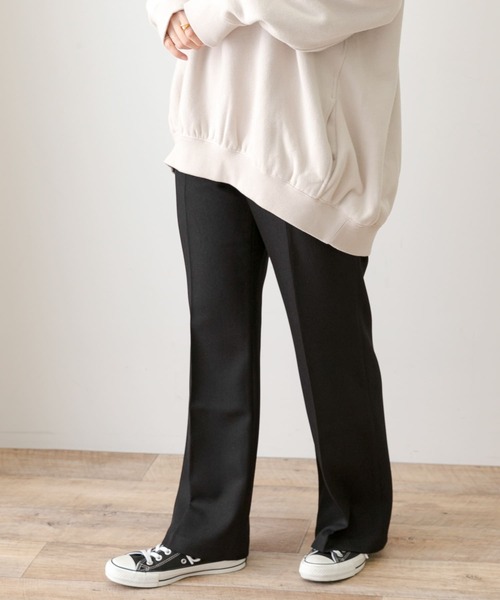 URBAN RESEARCH Sonny Label(アーバンリサーチサニーレーベル)の「『3サイズ展開』ウエストゴムフレアイージーパンツ(その他パンツ・レディース・ブラック/グレー系その他・LARGE/MEDIUM/SMALL)」の3枚目の写真