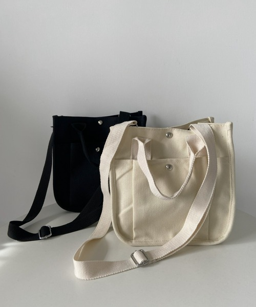 CLEA（クレア）の「スクエアキャンバス2WAYショルダーバッグ（ショルダーバッグ・レディース・ブラック/アイボリー・FREE）」の2枚目の写真