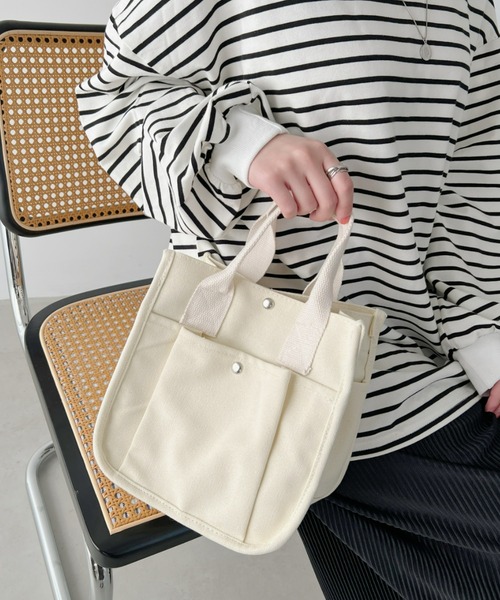 CLEA（クレア）の「スクエアキャンバス2WAYショルダーバッグ（ショルダーバッグ・レディース・ブラック/アイボリー・FREE）」の11枚目の写真