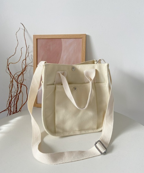 CLEA（クレア）の「スクエアキャンバス2WAYショルダーバッグ（ショルダーバッグ・レディース・ブラック/アイボリー・FREE）」の21枚目の写真