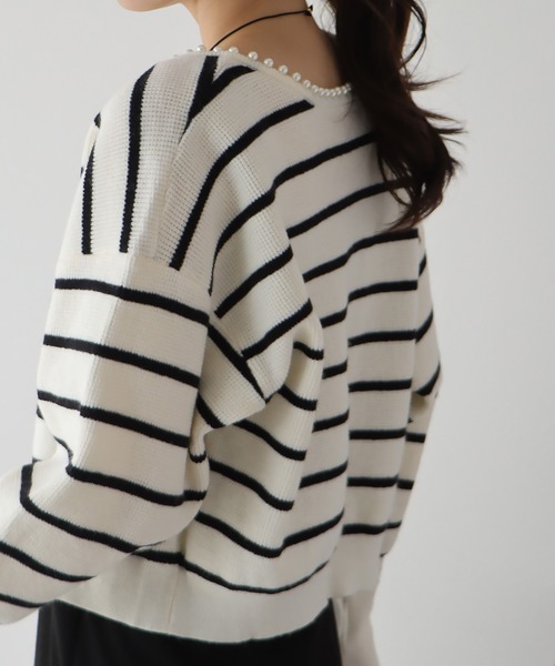 BLUEEAST（ブルーイースト）の「パールデザインニットカーディガン（カーディガン/ボレロ・レディース・アイボリー/グレー/ブラック/ピンク/アイボリー系/ブラック系・MEDIUM）」の20枚目の写真