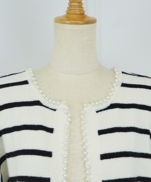 BLUEEAST（ブルーイースト）の「パールデザインニットカーディガン（カーディガン/ボレロ・レディース・アイボリー/グレー/ブラック/ピンク/アイボリー系/ブラック系・MEDIUM）」の13枚目の写真