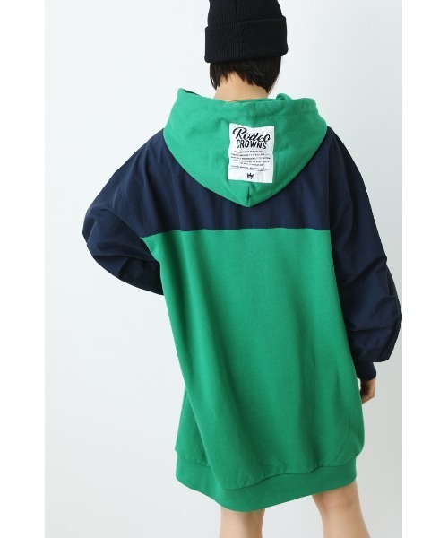 RODEO CROWNS WIDE BOWL（ロデオクラウンズワイドボウル）の「ナイロンドッキングフードワンピース（ワンピース・レディース・グレー×ホワイト/ブラック/グリーン・FREE）」の11枚目の写真