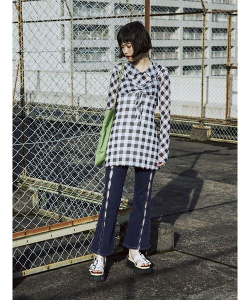 jouetie（ジュエティ）の「メッシュチェックキャミワンピース（ワンピース・レディース・ブラック/レッド/ブルー・MEDIUM）」の14枚目の写真