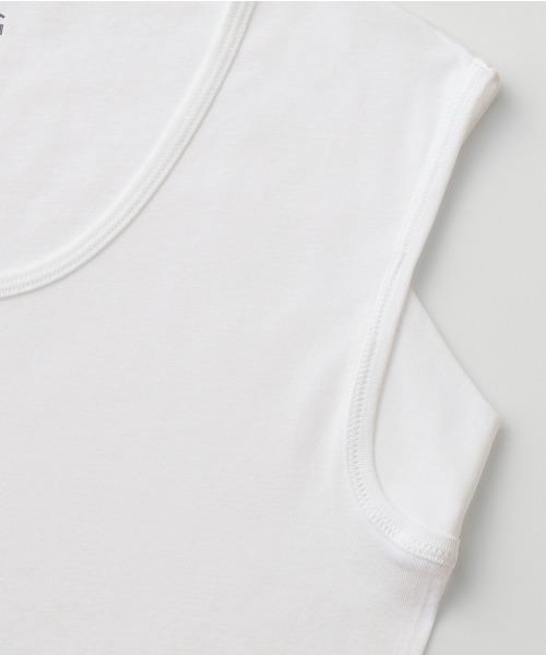 YG(ワイジー)の「YG/ワイジー 汗取り付きクルーネックスリーブレス 持続消臭 天然接触冷感 綿100%(インナーウェア/肌着・メンズ・ホワイト/ライトグレー/ライトベージュ/ブラック・LARGE/MEDIUM/X-LARGE)」の7枚目の写真