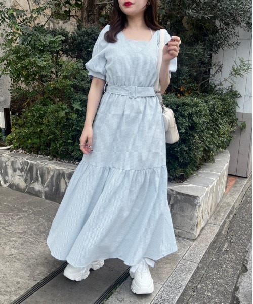 OLIVE des OLIVE(オリーブデオリーブ)の「ダブルフロントベルト付きワンピース(ワンピース・レディース・サックスブルー/ブラック/オフホワイト/ブルー系その他・FREE)」の3枚目の写真