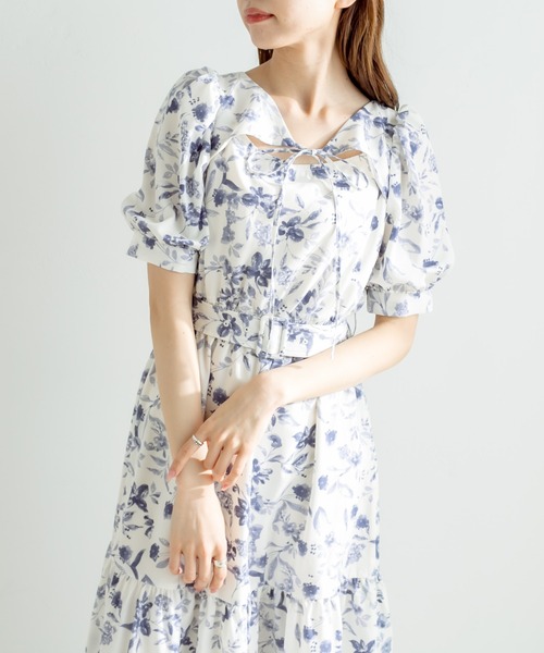 OLIVE des OLIVE(オリーブデオリーブ)の「ダブルフロントベルト付きワンピース(ワンピース・レディース・サックスブルー/ブラック/オフホワイト/ブルー系その他・FREE)」の15枚目の写真