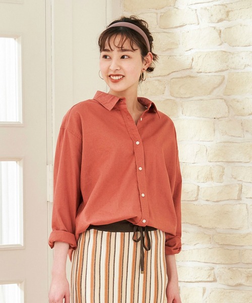 Pitta Re:)（ピッタリ）の「綿麻 ゆるシルエット 長袖カジュアルシャツ（シャツ/ブラウス・レディース・カーキオリーブ/ラベンダー/ダークオレンジ/ブラック・FREE）」の4枚目の写真