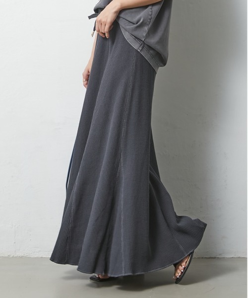 CHIC STYLE（シックスタイル）の「＜大きいサイズ＞綿100％ワッフルマーメイドスカート シックスタイル（スカート・レディース・ネイビー/スミクロ/アイボリー・L/LL/3L/4L/5L）」の3枚目の写真