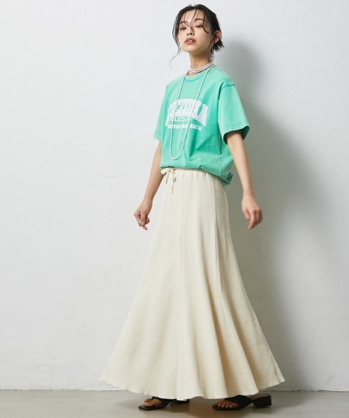 CHIC STYLE（シックスタイル）の「＜大きいサイズ＞綿100％ワッフルマーメイドスカート シックスタイル（スカート・レディース・ネイビー/スミクロ/アイボリー・L/LL/3L/4L/5L）」の9枚目の写真