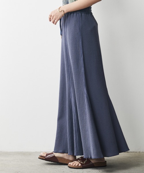 CHIC STYLE（シックスタイル）の「＜大きいサイズ＞綿100％ワッフルマーメイドスカート シックスタイル（スカート・レディース・ネイビー/スミクロ/アイボリー・L/LL/3L/4L/5L）」の12枚目の写真