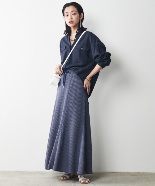 CHIC STYLE（シックスタイル）の「＜大きいサイズ＞綿100％ワッフルマーメイドスカート シックスタイル（スカート・レディース・ネイビー/スミクロ/アイボリー・L/LL/3L/4L/5L）」の15枚目の写真