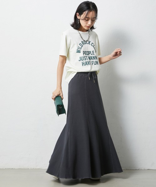 CHIC STYLE（シックスタイル）の「＜大きいサイズ＞綿100％ワッフルマーメイドスカート シックスタイル（スカート・レディース・ネイビー/スミクロ/アイボリー・L/LL/3L/4L/5L）」の8枚目の写真