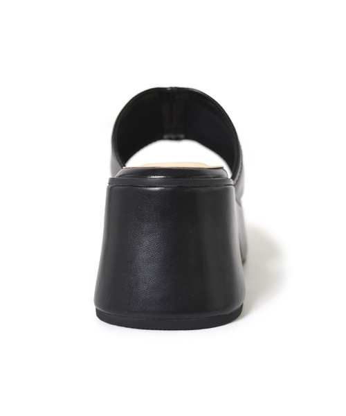 w closet（ダブルクローゼット）の「厚底ストレッチミュール（サンダル・レディース・オフホワイト/ライム/ブルー/ブラック・M/L）」の6枚目の写真