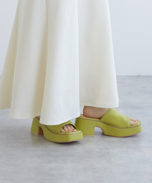 w closet（ダブルクローゼット）の「厚底ストレッチミュール（サンダル・レディース・オフホワイト/ライム/ブルー/ブラック・M/L）」の18枚目の写真