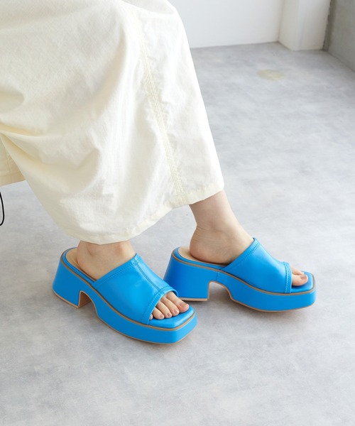 w closet（ダブルクローゼット）の「厚底ストレッチミュール（サンダル・レディース・オフホワイト/ライム/ブルー/ブラック・M/L）」の21枚目の写真