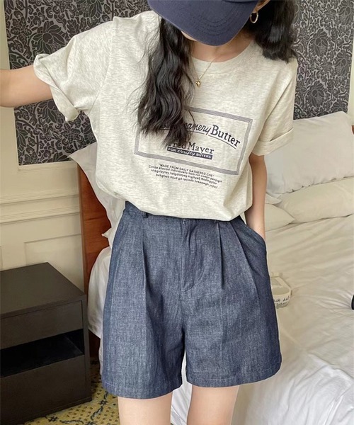 LYEON(リヨン)の「ButterロゴTシャツ(Tシャツ/カットソー・レディース・オートミール/ホワイト・FREE)」の2枚目の写真