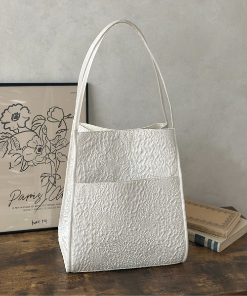 apres jour clair（アプレジュールクレア）の「【apres jour clair】2WAYデザインジャガードバッグ【ZOZOTOWN限定アイテム】（トートバッグ・レディース・アイボリー/ブラウン系その他・ﾌﾘ-）」の5枚目の写真