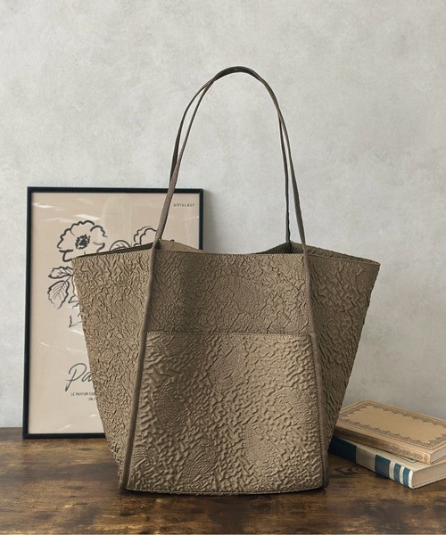 apres jour clair（アプレジュールクレア）の「【apres jour clair】2WAYデザインジャガードバッグ【ZOZOTOWN限定アイテム】（トートバッグ・レディース・アイボリー/ブラウン系その他・ﾌﾘ-）」の6枚目の写真