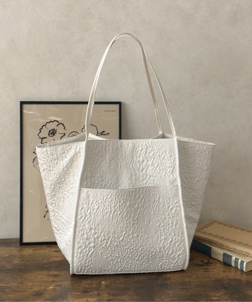 apres jour clair（アプレジュールクレア）の「【apres jour clair】2WAYデザインジャガードバッグ【ZOZOTOWN限定アイテム】（トートバッグ・レディース・アイボリー/ブラウン系その他・ﾌﾘ-）」の4枚目の写真