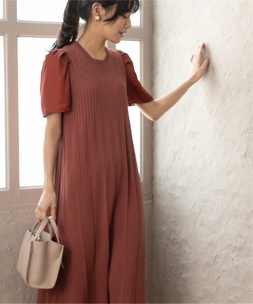 プリーツデザインニットワンピース【洗濯機洗い可/アンチピリング】