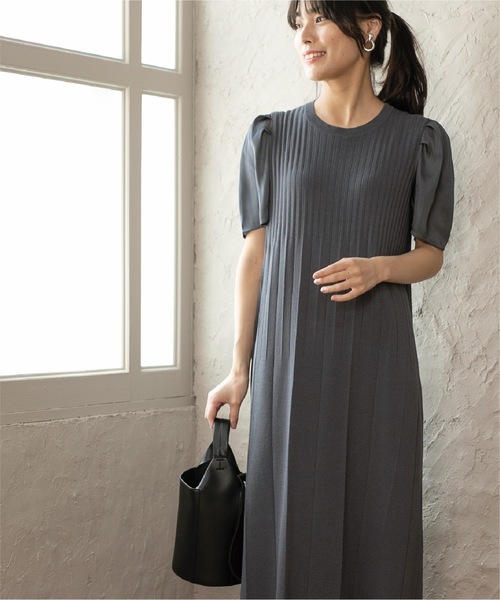プリーツデザインニットワンピース【洗濯機洗い可/アンチピリング】