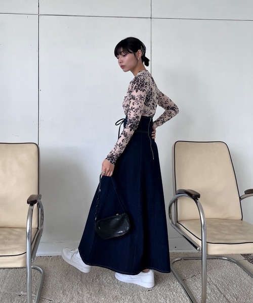 EPIMI E'PIMMY（エピミエピミー）の「マルチレースアップロングデニムスカート（デニムスカート・レディース・ネイビー/ブラック・MEDIUM）」の6枚目の写真