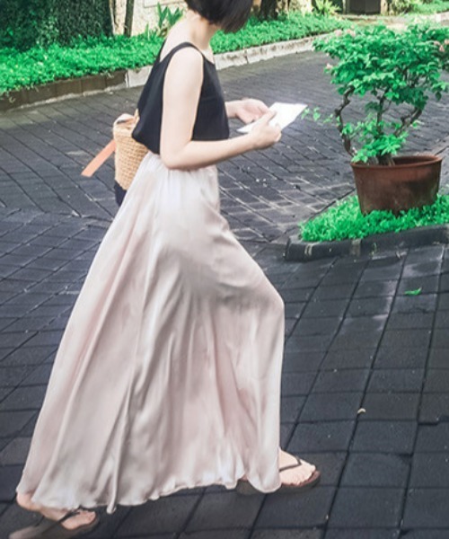 deux amour(ドゥーザムール)の「マキシ丈フレアーロングスカート(その他パンツ・レディース・ブラック/アイボリー・FREE)」の7枚目の写真