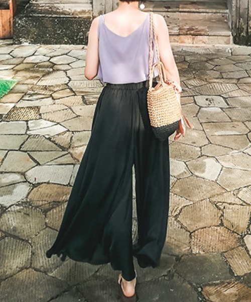 deux amour(ドゥーザムール)の「マキシ丈フレアーロングスカート(その他パンツ・レディース・ブラック/アイボリー・FREE)」の8枚目の写真