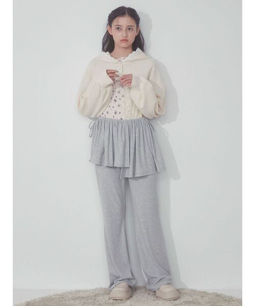 merry jenny（メリージェニー）の「スコートフレアレギンス（レギンス/スパッツ・レディース・グレー/ブラック/アイボリー・FREE）」の14枚目の写真