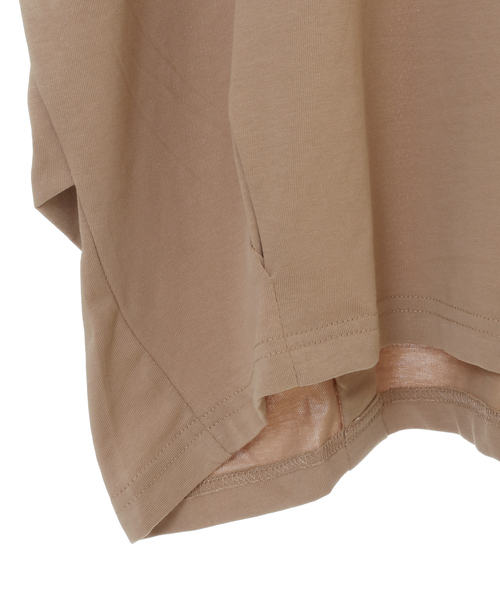 SOFFITTO(ソフィット)の「ひんやり着心地良いコクーンシルエットTシャツ(取り扱い店舗限定)(Tシャツ/カットソー・レディース・オフホワイト/キャメル/ブラック/チャコールグレー・FREE)」の8枚目の写真