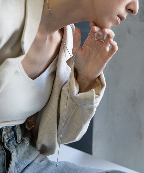 select MOCA（セレクトモカ）の「ダブルループタイネックレス（ネックレス・レディース・シルバー/ゴールド・FREE）」の8枚目の写真