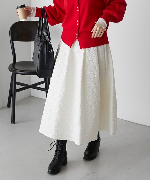 BONLECILL(ボンルシール)の「【セットアップ対応】ダイヤ柄ふくれジャガード エンボスボリュームフレアスカート(スカート・レディース・アイボリー/ブラック/ブラウン・FREE)」の4枚目の写真