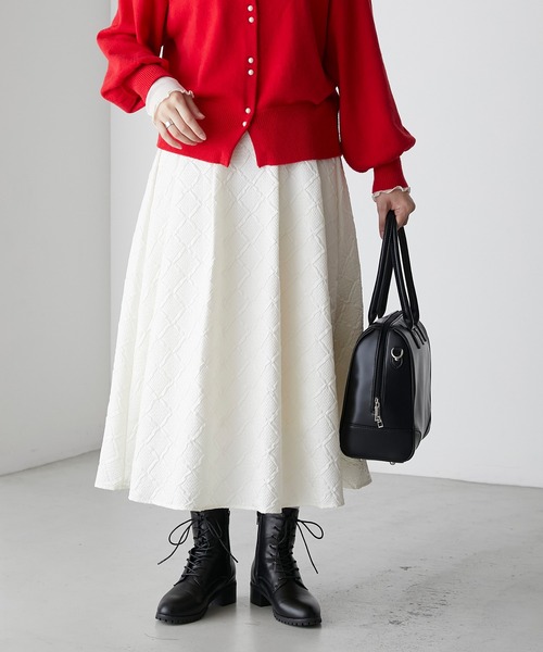 BONLECILL(ボンルシール)の「【セットアップ対応】ダイヤ柄ふくれジャガード エンボスボリュームフレアスカート(スカート・レディース・アイボリー/ブラック/ブラウン・FREE)」の5枚目の写真