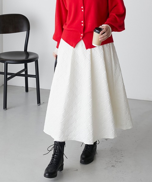 BONLECILL(ボンルシール)の「【セットアップ対応】ダイヤ柄ふくれジャガード エンボスボリュームフレアスカート(スカート・レディース・アイボリー/ブラック/ブラウン・FREE)」の11枚目の写真