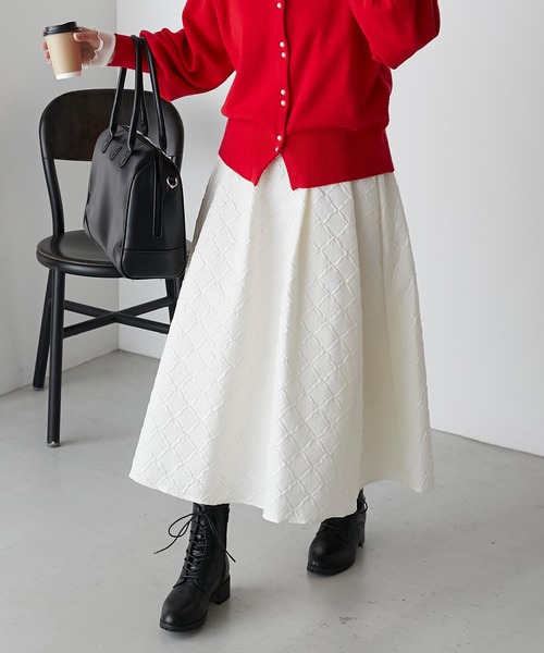 BONLECILL(ボンルシール)の「【セットアップ対応】ダイヤ柄ふくれジャガード エンボスボリュームフレアスカート(スカート・レディース・アイボリー/ブラック/ブラウン・FREE)」の12枚目の写真