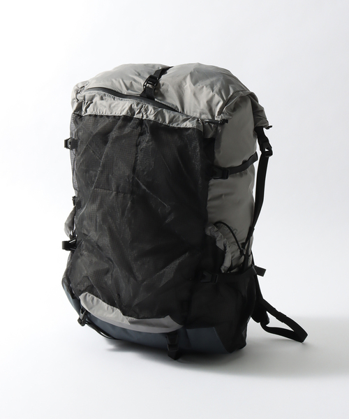 TERG(ターグ)の「【TERG / ターグ】ライトロールトップバックパック(バックパック/リュック・メンズ・ブラック/グレー・FREE)」の2枚目の写真