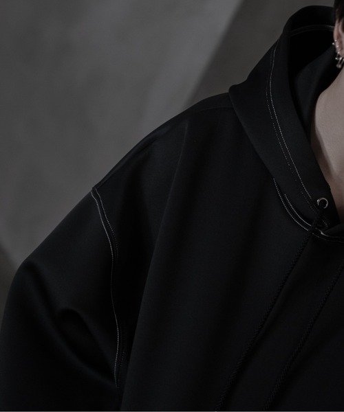 sisa.(シサ)の「Stitch big parker/ステッチビッグパーカー(パーカー・メンズ・ブラック/ホワイト・LARGE/SMALL/MEDIUM)」の13枚目の写真