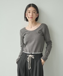 Shelly island（シェリーアイランド）の「カップ付きバックオープンロンT（Tシャツ/カットソー）」