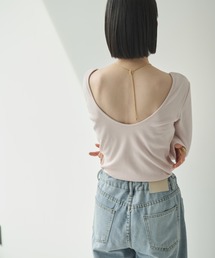 Shelly island（シェリーアイランド）の「カップ付きバックオープンロンT（Tシャツ/カットソー）」