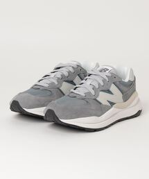 ニューバランス　newbalance ブランドロゴ 210.jpg